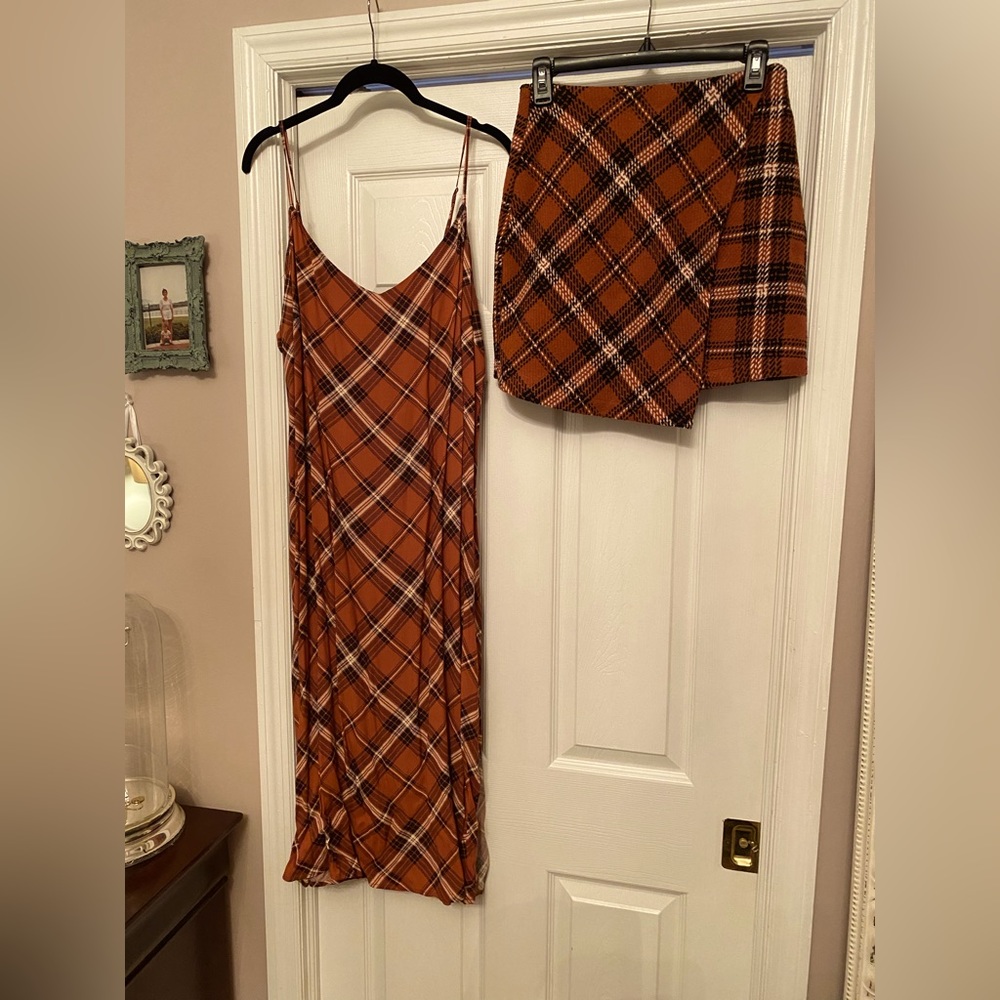 Fall/Thanksgiving dress (Jr’s XL) & skirt (Jr’s XS) Also have skirt in Girl’s 5.
